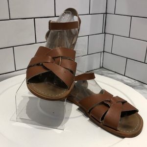 Vintage Saltwater Sandals by Hoyway